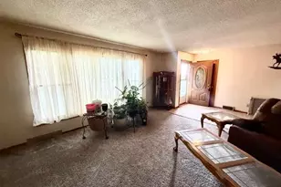 810 Sunrise Blvd, Redwood Falls, MN 56283 - Photo 13