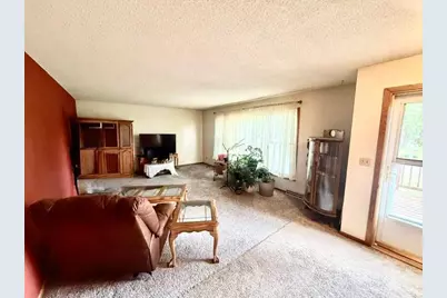 810 Sunrise Boulevard, Redwood Falls, MN 56283 - Photo 11