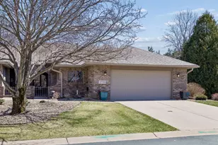 17738 Landmark Ct, Lakeville, MN 55044 - Photo 3