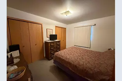 405 S 3rd Street, Oakes, ND 58474 - Photo 3