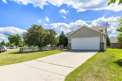 3391 39th Street S, Moorhead, MN 56560 - Photo 3