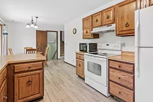 6321 Edgemont Cir N, Brooklyn Park, MN 55428 - Photo 17