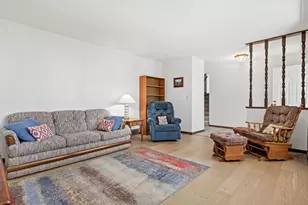 6321 Edgemont Cir N, Brooklyn Park, MN 55428 - Photo 13