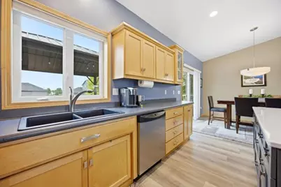 4758 43rd Street S, Fargo, ND 58104 - Photo 9