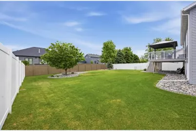 4758 43rd Street S, Fargo, ND 58104 - Photo 25