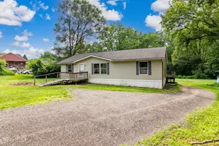 994 Rabbit Rd, Saint Peter, MN 56082 - Photo 1