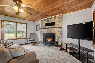 12280 Mentzer Trail, Lindstrom, MN 55045 - Photo 15
