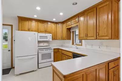 3609 Rolling View Drive, White Bear Lake, MN 55110 - Photo 13