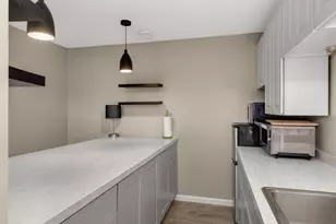 848 Newberry Ln, Chaska, MN 55318 - Photo 23