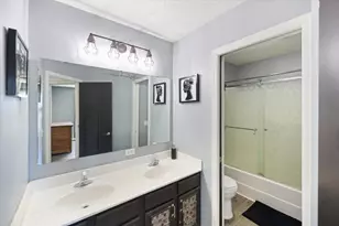 2727 Viola Ct, Shakopee, MN 55379 - Photo 29