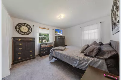 1516 Wellington Crescent, Faribault, MN 55021 - Photo 17