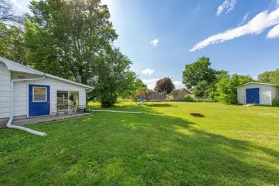 1516 Wellington Crescent, Faribault, MN 55021 - Photo 33