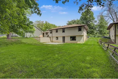 6535 Berkshire Lane N, Maple Grove, MN 55311 - Photo 15