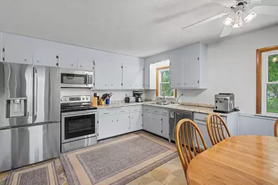 6535 Berkshire Lane N, Maple Grove, MN 55311 - Photo 5