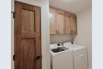 348 Highlands Avenue, Zumbrota, MN 55992 - Photo 21
