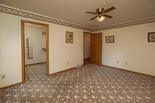 607 Don Dr, Saint Charles, MN 55972 - Photo 17