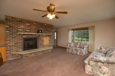 607 Don Drive, Saint Charles, MN 55972 - Photo 5
