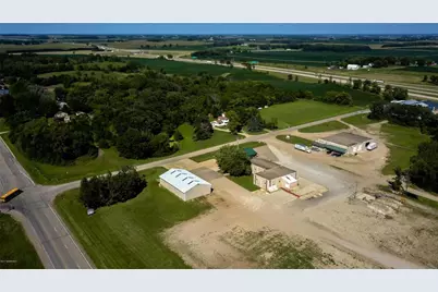 2360 Becker Drive, Albert Lea, MN 56007 - Photo 13