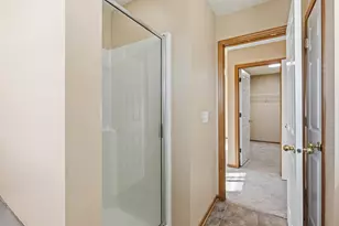 9980 Wildflower Dr, Eden Prairie, MN 55347 - Photo 19