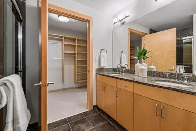215 10th Avenue S #321, Minneapolis, MN 55415 - Photo 29