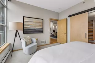 215 10th Ave S, Minneapolis, MN 55415 - Photo 19