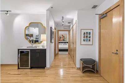 215 10th Avenue S #321, Minneapolis, MN 55415 - Photo 5