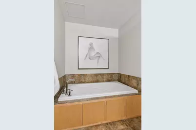 215 10th Avenue S #321, Minneapolis, MN 55415 - Photo 23