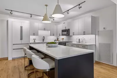 215 10th Avenue S #321, Minneapolis, MN 55415 - Photo 1