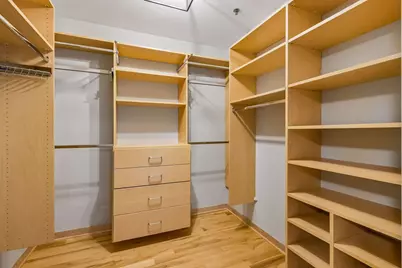 215 10th Avenue S #321, Minneapolis, MN 55415 - Photo 27