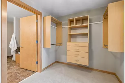 215 10th Avenue S #321, Minneapolis, MN 55415 - Photo 21