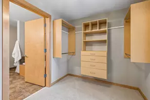 215 10th Ave S, Minneapolis, MN 55415 - Photo 21