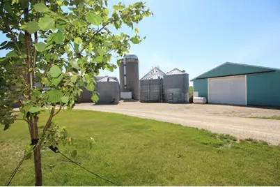 11697 210th Street E, Kenyon, MN 55946 - Photo 17
