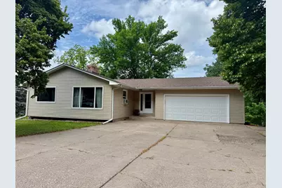 911 2nd Avenue S, Buffalo, MN 55313 - Photo 1