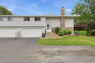 1411 Oak Leaf Ln, Burnsville, MN 55337 - Photo 23