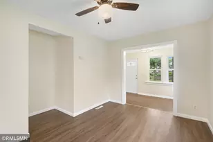 1868 Hawthorne Ave E, Saint Paul, MN 55119 - Photo 7