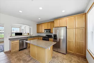 8262 Labont Way, Eden Prairie, MN 55344 - Photo 3