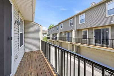 8262 Labont Way #5, Eden Prairie, MN 55344 - Photo 9