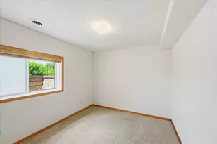 8262 Labont Way, Eden Prairie, MN 55344 - Photo 27