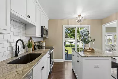 5712 Zenith Avenue S, Edina, MN 55410 - Photo 9