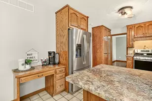 206 Highland Ct SE, Stewartville, MN 55976 - Photo 11