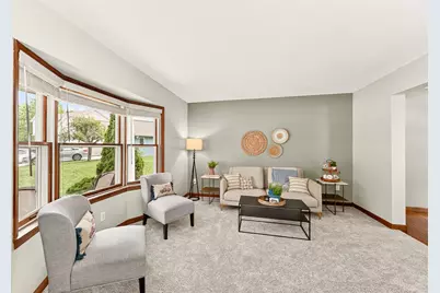 206 Highland Court SE, Stewartville, MN 55976 - Photo 5