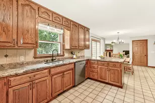 206 Highland Ct SE, Stewartville, MN 55976 - Photo 9