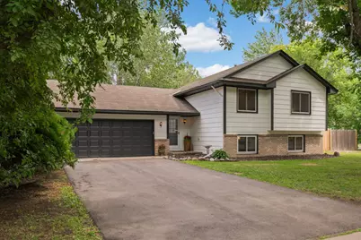 8900 Rosewood Lane N, Maple Grove, MN 55369 - Photo 3