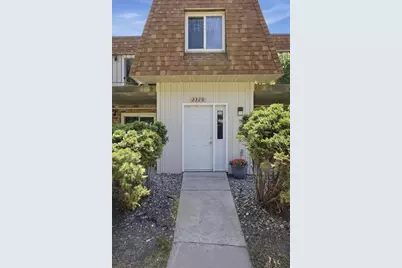 2320 20th Avenue S #4, Fargo,  58103 - Photo 3