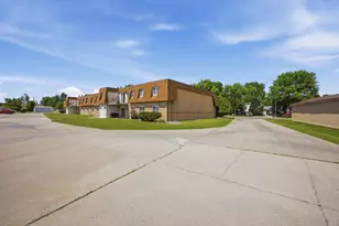 2320 20th Ave S, Fargo,  58103 - Photo 25