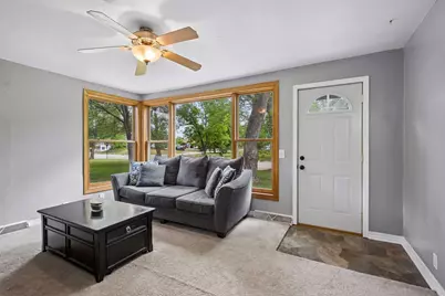 306 E 3rd Street, Monticello, MN 55362 - Photo 3