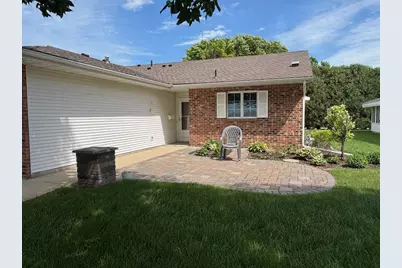 806 28th Avenue SW, Willmar, MN 56201 - Photo 1