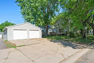 922 Armstrong Ave, Saint Paul, MN 55102 - Photo 31