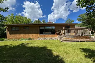 415 Roosevelt St NE, Warroad, MN 56763 - Photo 1