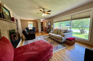 415 Roosevelt St NE, Warroad, MN 56763 - Photo 5